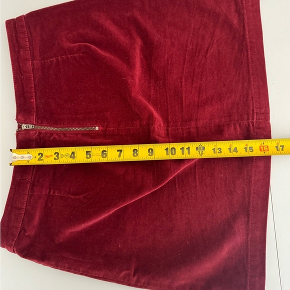 Red Mossimo Velvet Mini Skirt size 8 Cute Fun ❤️ - Picture 5 of 6